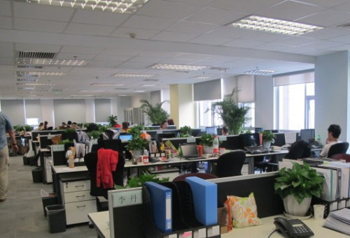 南京華用電氣取得一種繼電器測試用定位夾具，能夠固定繼電器避免其在測試中偏移:繼電器